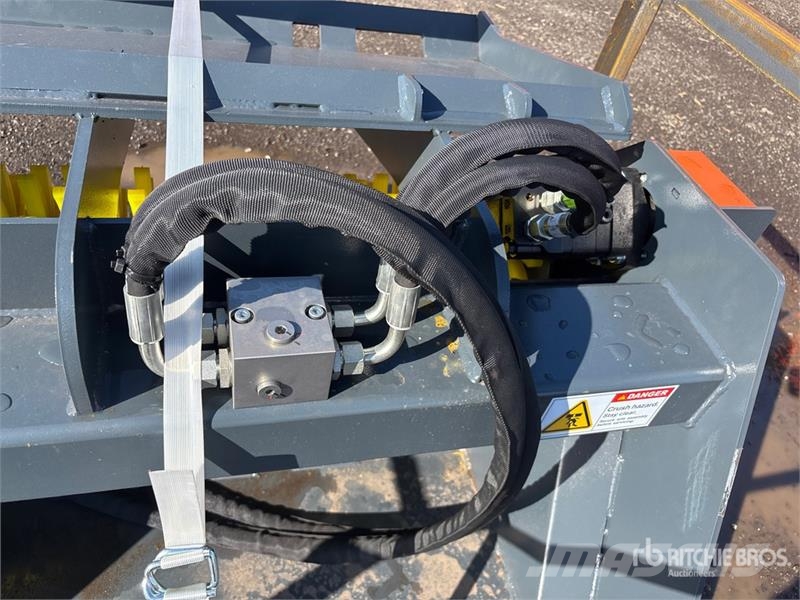 Handy HVSB48 55 in Skid Steer Screening Bucket (Unused) Screening buckets