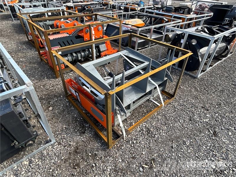 Handy HZMJ26 45 in Skid Steer Grapple Saw (Unused) Overige componenten