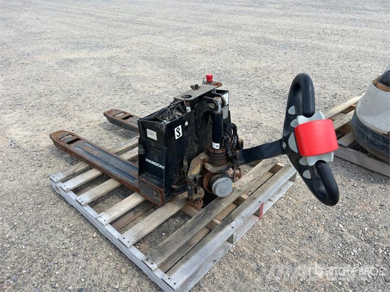 Hangcha CBD15 3307 lb Electric Pallet Jack (Inoperable) Jekketralle