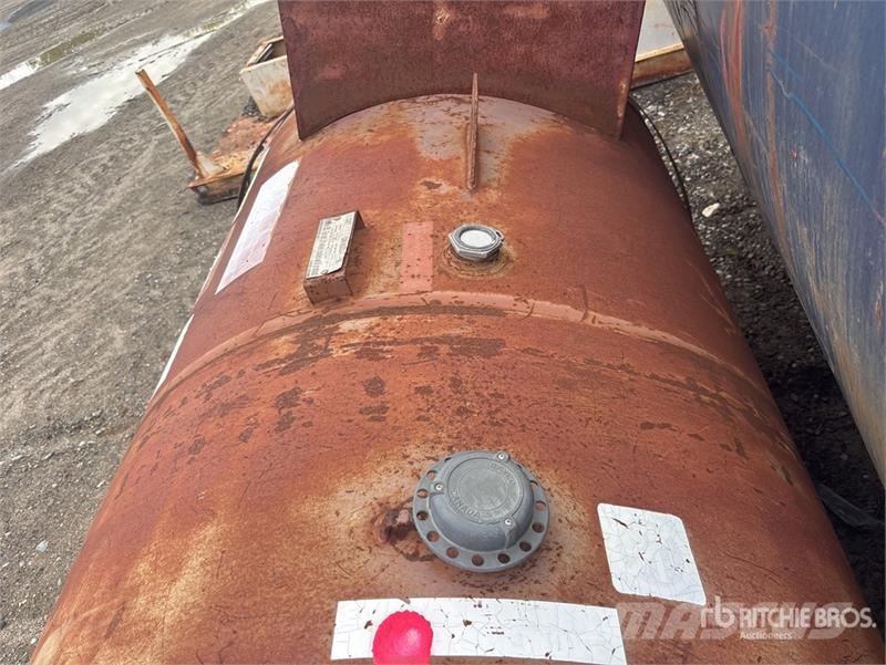 Hassco 2200 L Portable Steel Diesel Fuel Tank Depósitos de combustible y aditivos