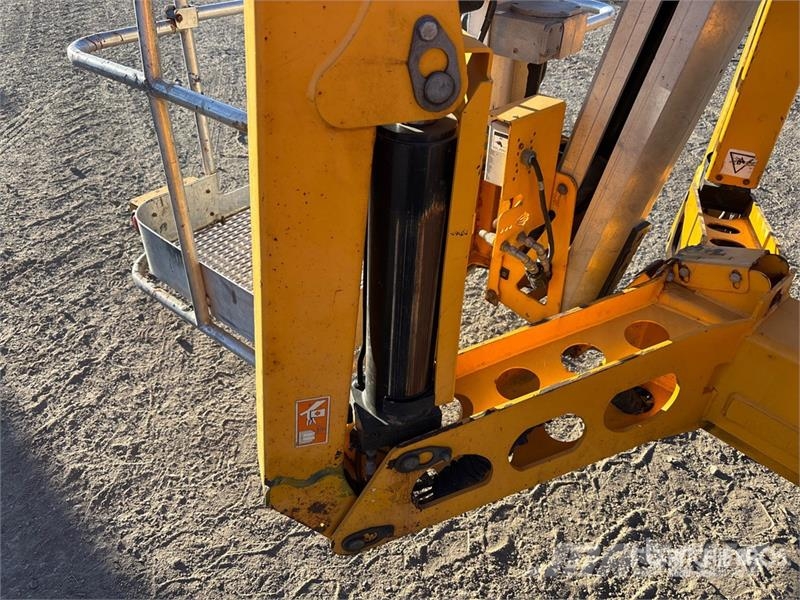 Haulotte 5533A Towable Lift Прицепные подъёмники