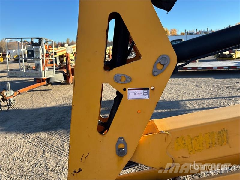 Haulotte 5533A Towable Lift Прицепные подъёмники