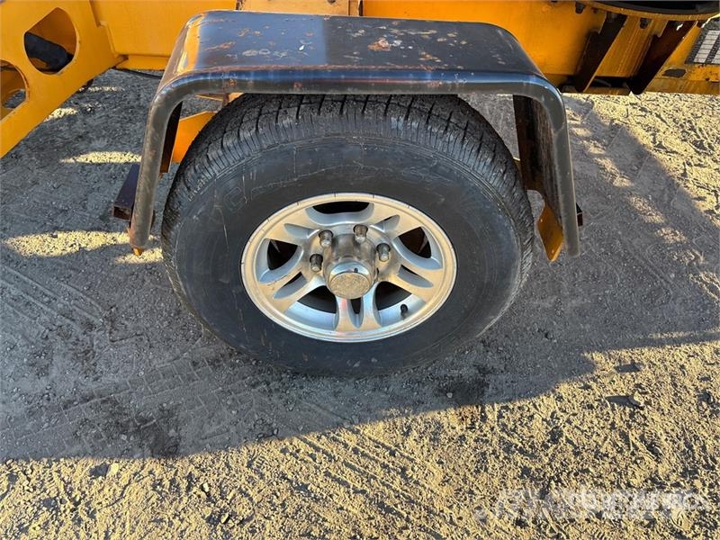 Haulotte 5533A Towable Lift Прицепные подъёмники