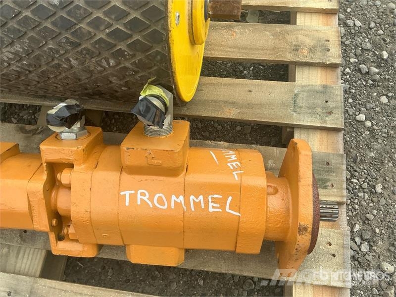 Heavy Duty Driven Conveyor Pulley (Unused) Компоненты строительной техники