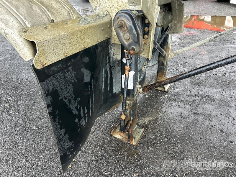 Heil 10000 gal Tri/A Tanker Trailer Tankanhänger
