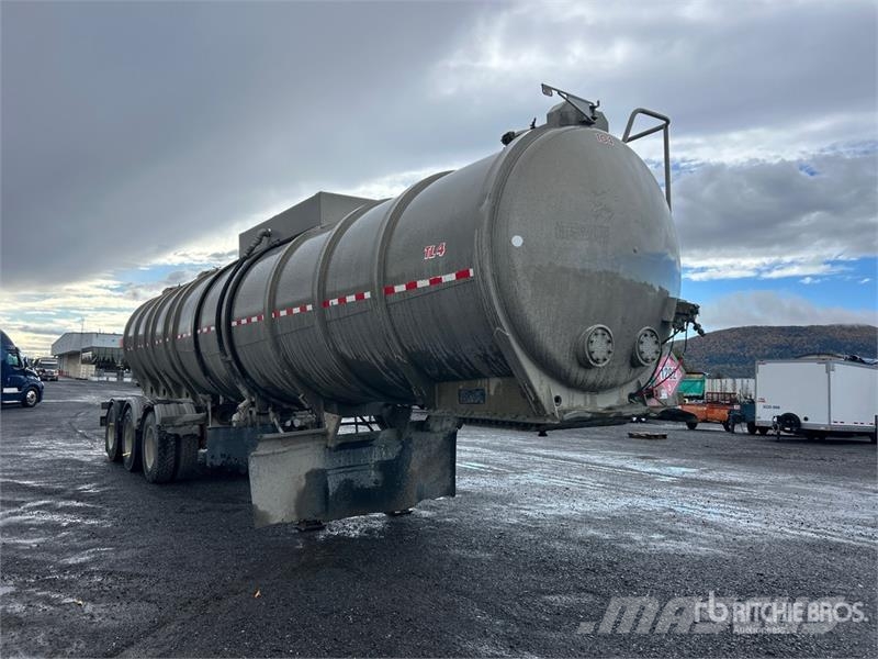 Heil 10000 gal Tri/A Tanker Trailer Tankanhänger