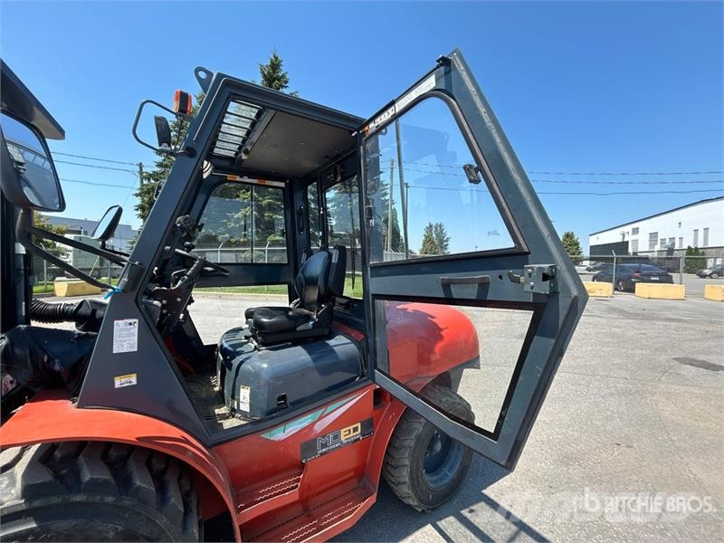Heli CPCD35-KUY 4620 lb 4x2 Rough Terrain Forklift Maastotrukit