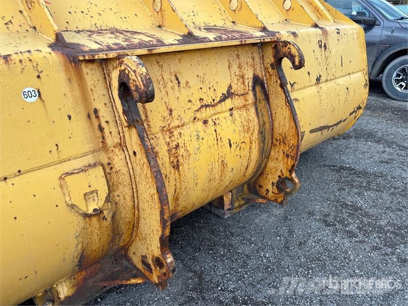 Hewitt Robins 166 in Q/C General Purpose Wheel Loader Bucket Kausi