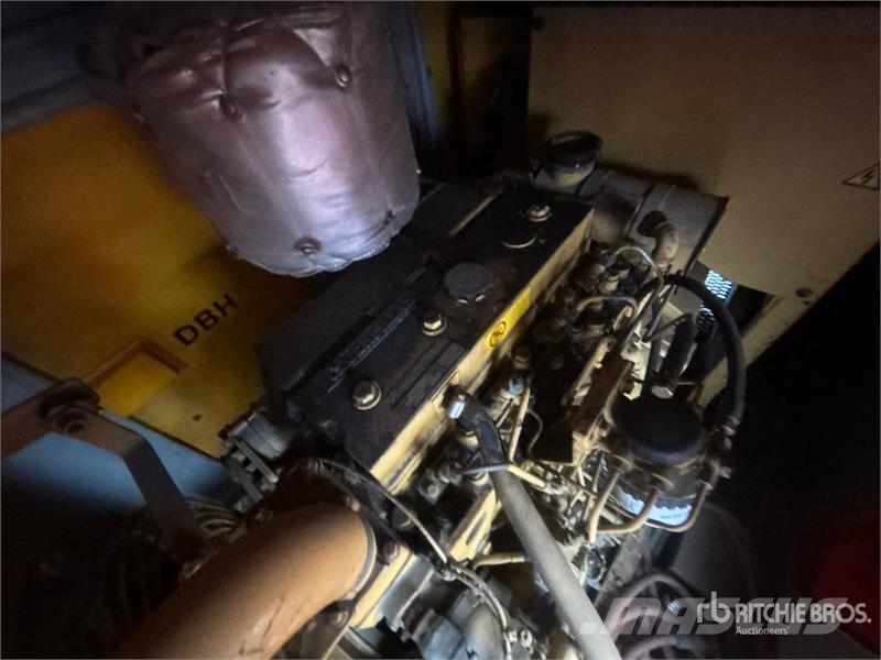 Hewitt Robins Mobile T/A Air Compressor Kompressorit