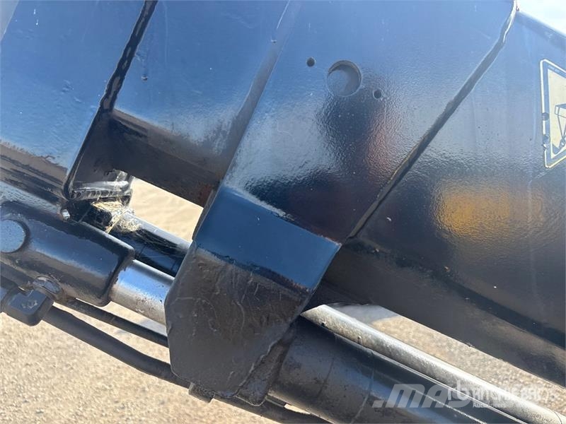 Hiab 166B-3 Truck Mounted Boom Otros componentes
