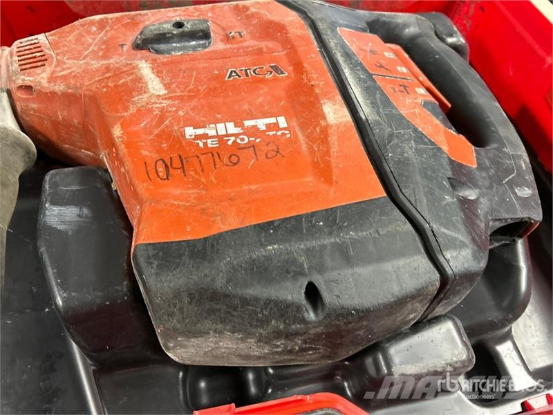 Hilti TE 70-ATC/AVR Rotary Hammer Sonstige Baumaschinen