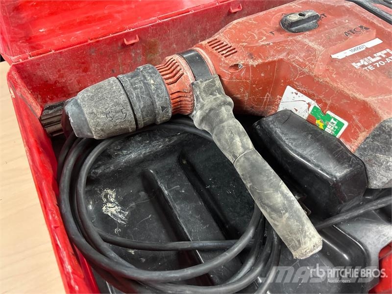 Hilti TE 70-ATC/AVR Rotary Hammer Sonstige Baumaschinen