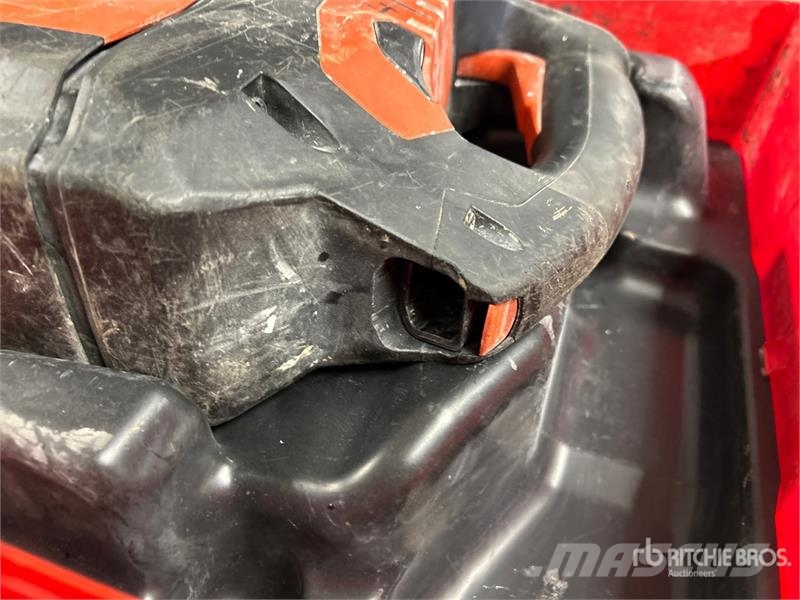 Hilti TE 70-ATC/AVR Rotary Hammer Sonstige Baumaschinen