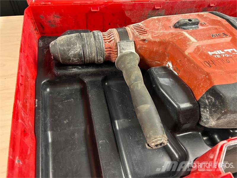 Hilti TE 70-ATC/AVR Rotary Hammer Sonstige Baumaschinen