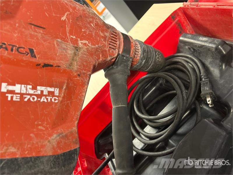 Hilti TE 70-ATC/AVR Rotary Hammer Sonstige Baumaschinen