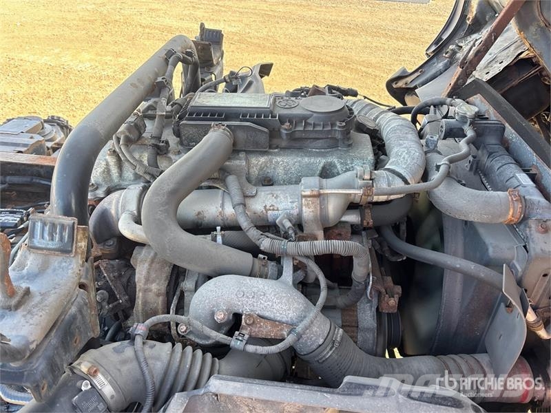 Hino 195 Kabine i unutrašnjost