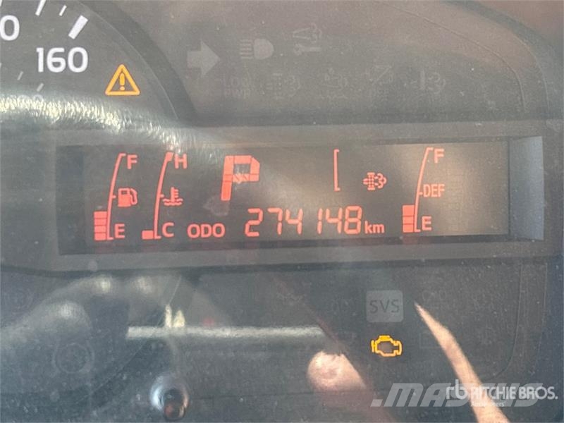 Hino 195 Kabine i unutrašnjost