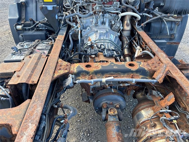 Hino 195 Kabine i unutrašnjost