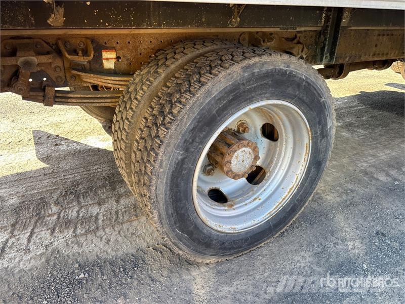 Hino 195 Fast kasse