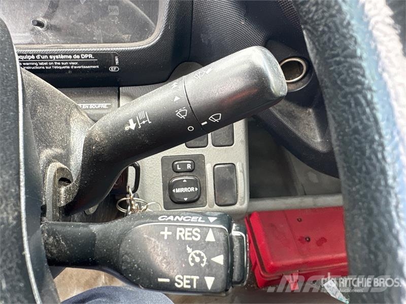 Hino 195 탑차 트럭