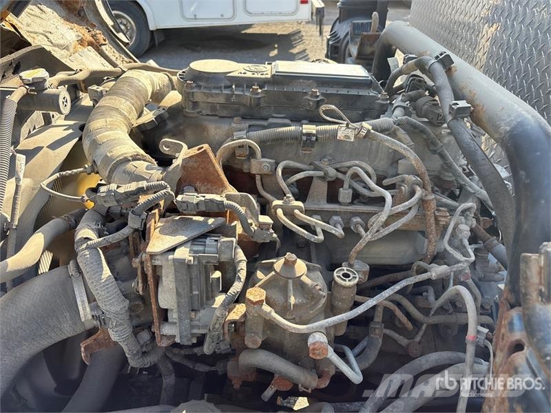 Hino 195 Camiones plataforma