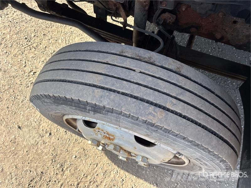 Hino 195 Kabine i unutrašnjost