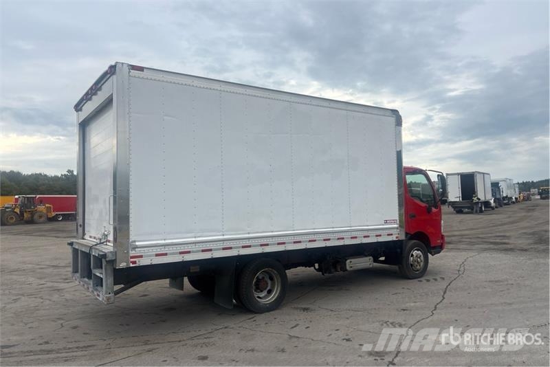 Hino 195 4x2 Refrigerated Truck Camion cu control de temperatura