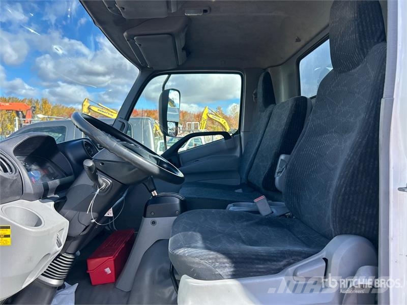 Hino 195 4x2 Refrigerated Truck Kamioni hladnjače