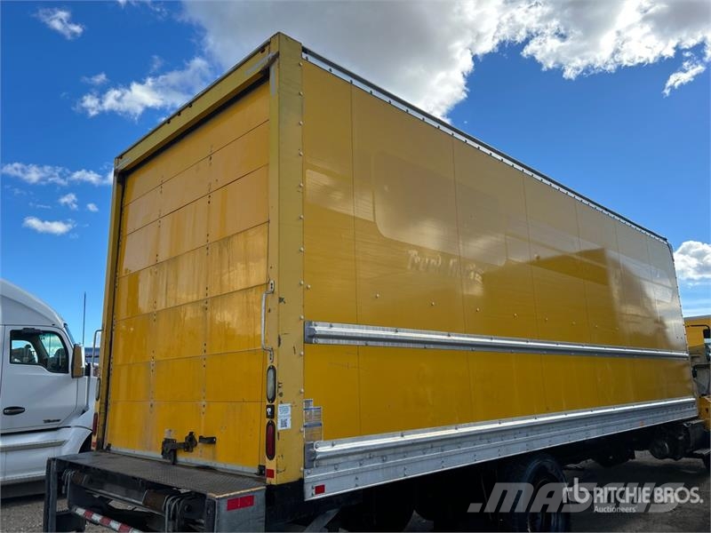 Hino 268 شاحنات ذات هيكل صندوقي