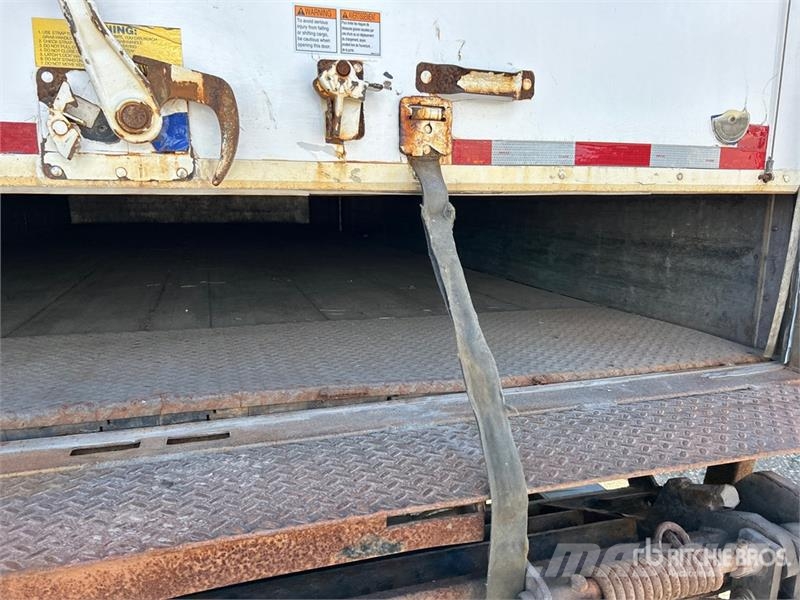 Hino 268 Camiões de caixa fechada