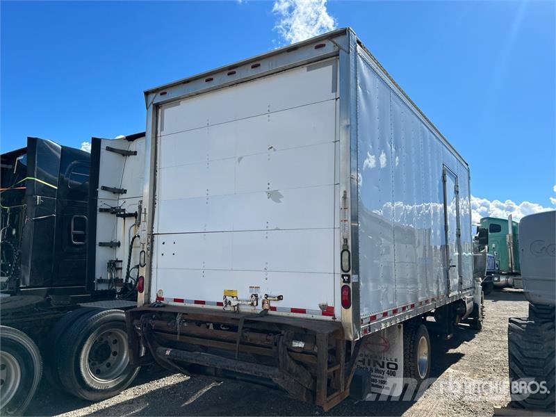 Hino 268 Camiões de caixa fechada
