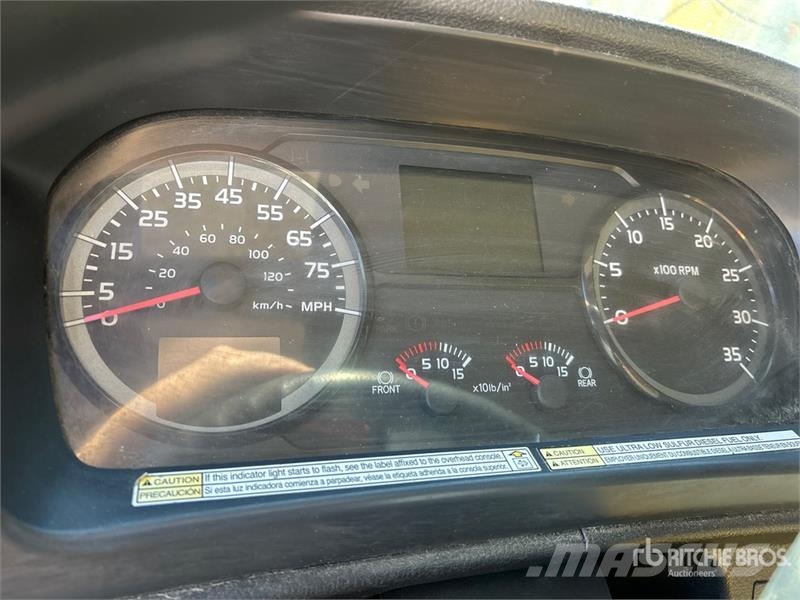 Hino 268 شاحنات ذات هيكل صندوقي