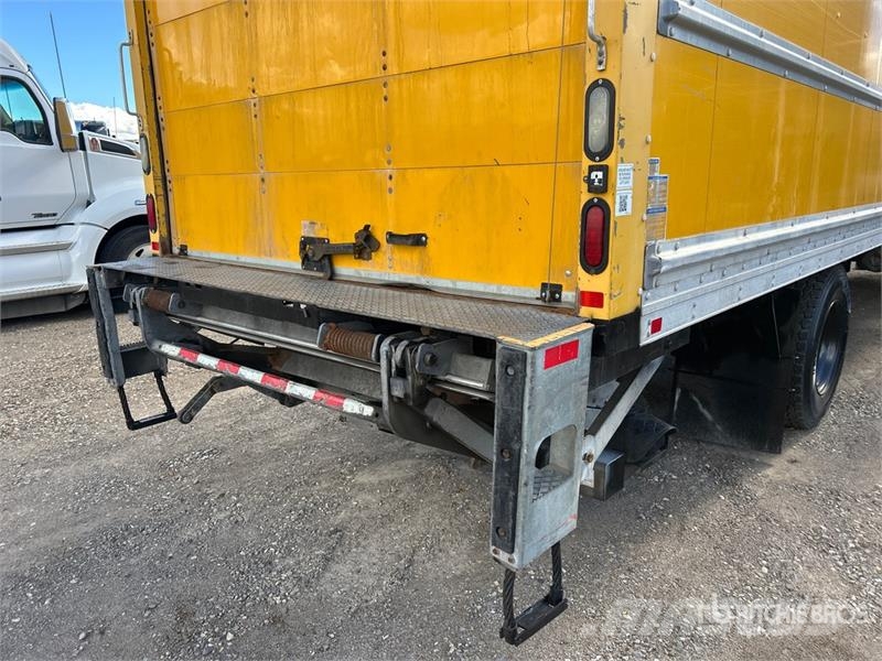 Hino 268 شاحنات ذات هيكل صندوقي