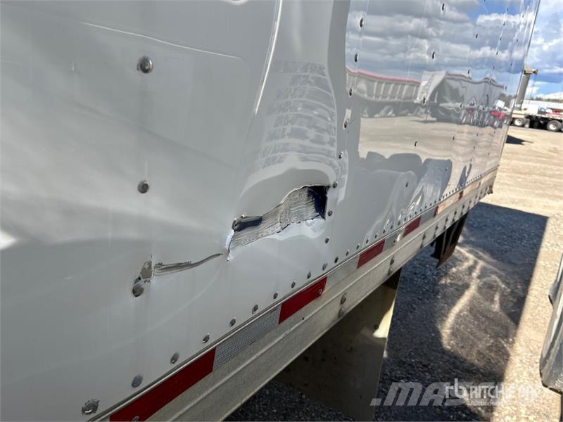 Hino 268 Camiões de caixa fechada
