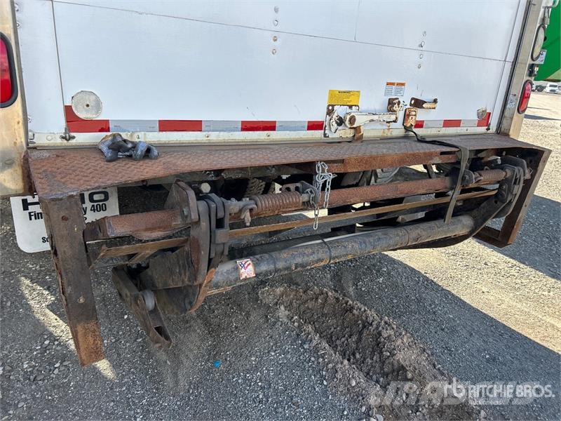 Hino 268 Camiões de caixa fechada