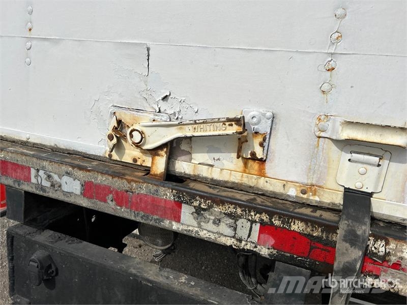 Hino 308 Bakwagens met gesloten opbouw