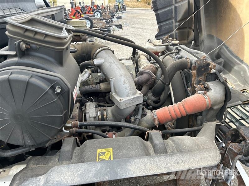 Hino 308 Bakwagens met gesloten opbouw