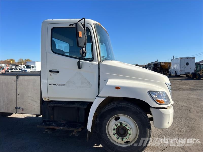 Hino 308 4x2 S/A Day Cab Truck Tractor Ciągniki siodłowe