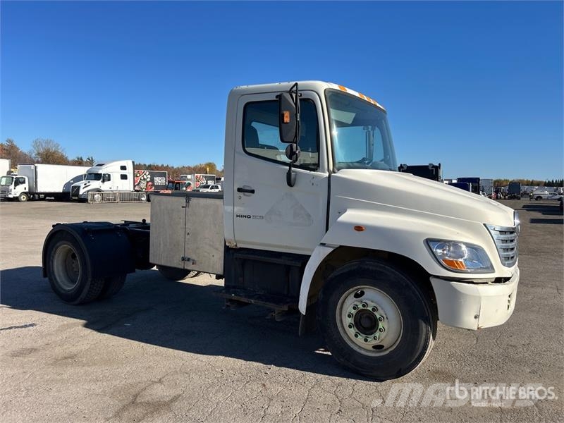 Hino 308 4x2 S/A Day Cab Truck Tractor Ciągniki siodłowe