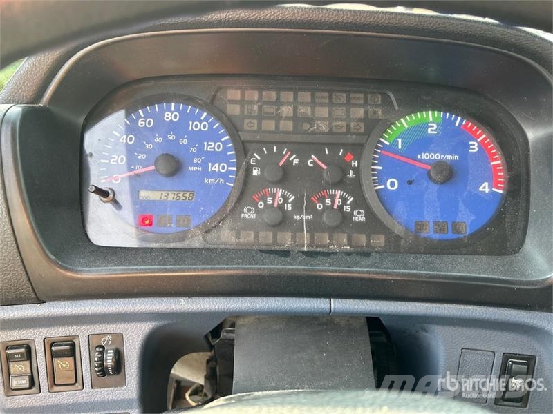 Hino 338 Caminhões de mesa/dropside