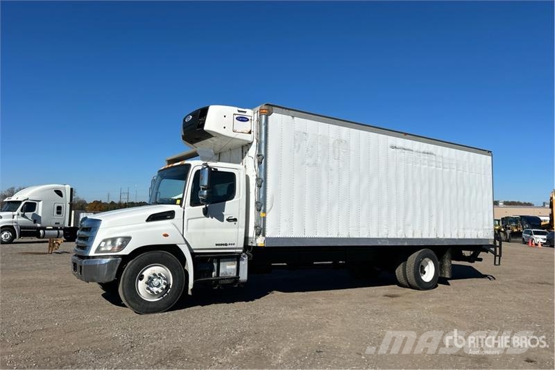 Hino 338 Isotermos y frigoríficos