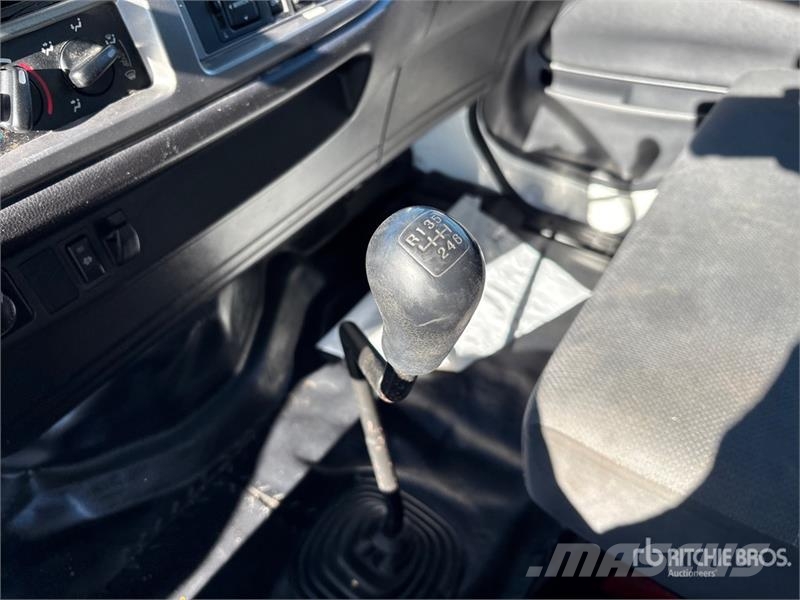Hino 338 Fast kasse