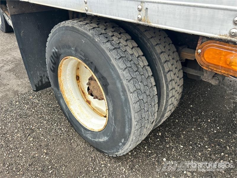 Hino 338 Kamioni hladnjače