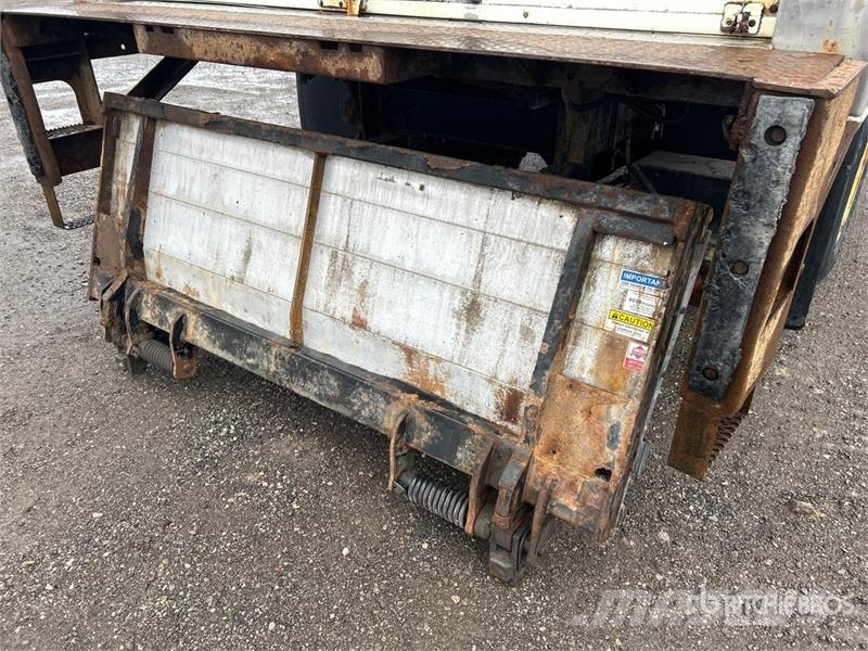 Hino 338 Tovornjaki hladilniki