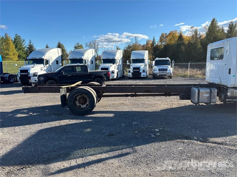 Hino 338 Kabine i unutrašnjost