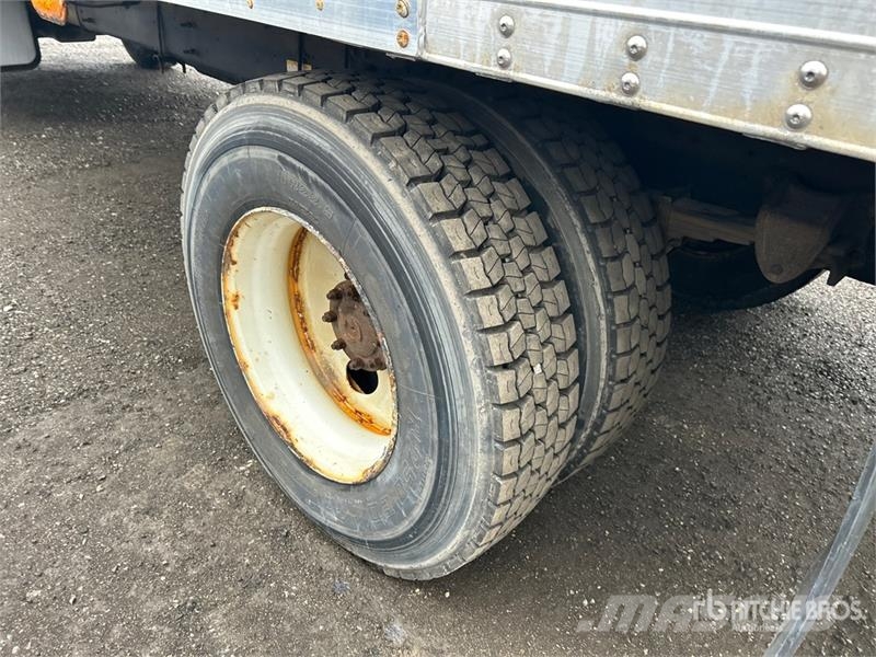 Hino 338 Kamioni hladnjače