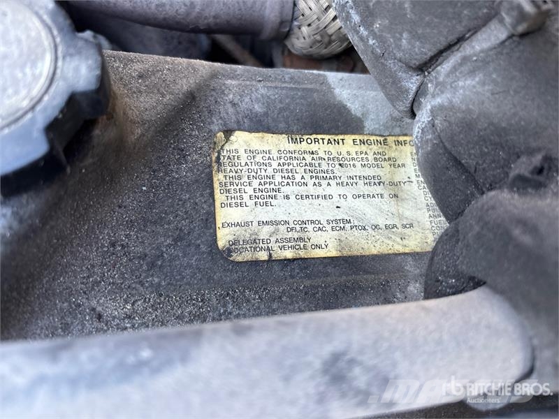Hino 338 Kabine i unutrašnjost