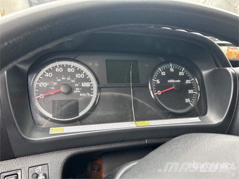 Hino 338 Kamioni hladnjače