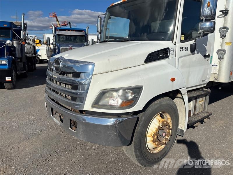 Hino 338 Kravas automašīnas - refrižeratori