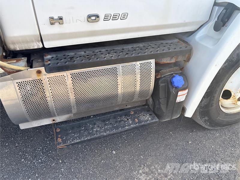 Hino 338 Kravas automašīnas - refrižeratori